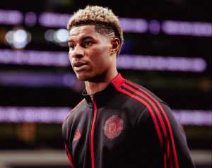 Rashford Manchesterben marad