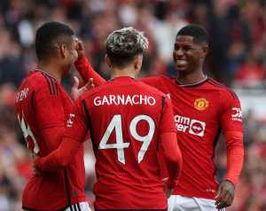 Manchester United 3-1 RC Lens