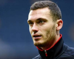 Wenger felfüggesztette a Vermaelen-kérdést