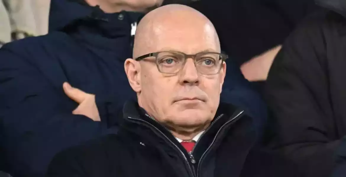Sir Dave Brailsford hátralép, Wilcox az új futballért felelős igazgató