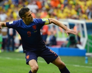 Van Persie góllal Hollandia a harmadik