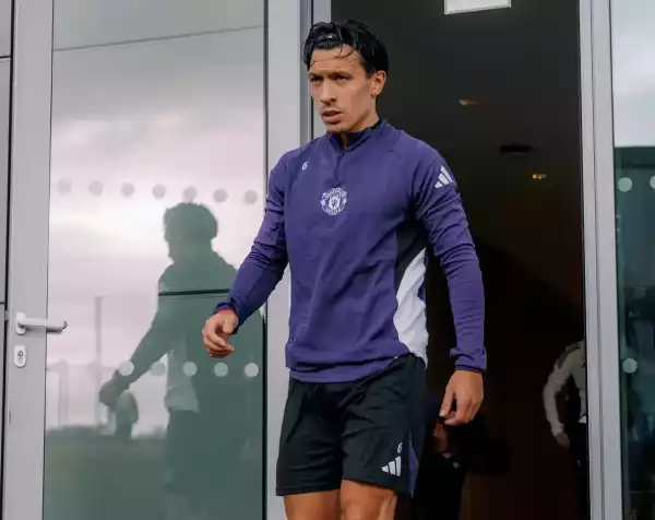 Lisandro Martinez újra edzésben