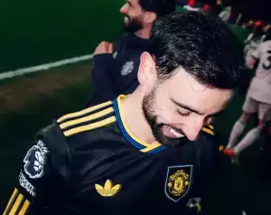 Carrick: Fernandes nagy elismerést érdemel