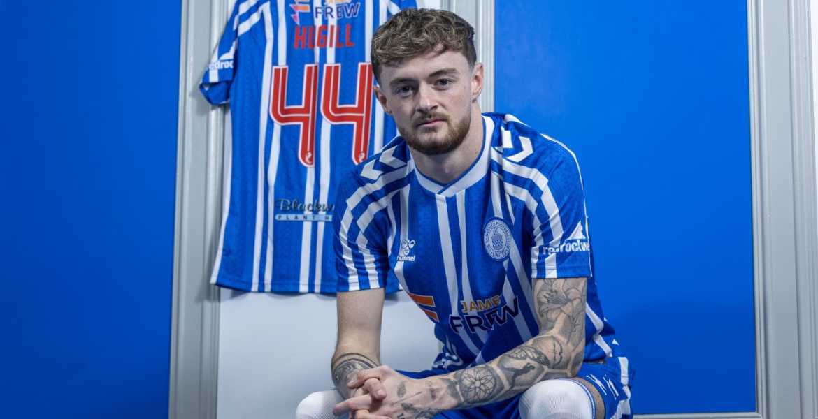 Hivatalos: Hugill Skóciába igazolt