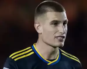 Hivatalos: Bennett végleg távozott