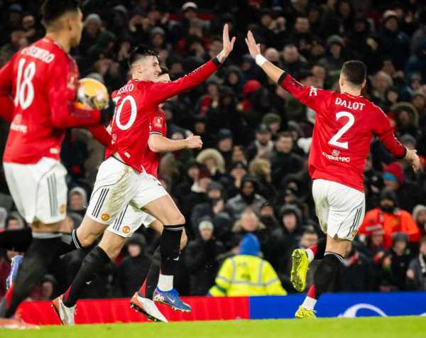 Hogyan segített Dalot Seskonak?