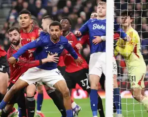 Carrick: Túlzásba vitték a kapu előtti birkózást