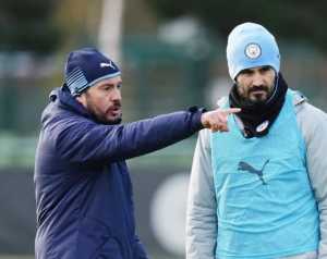 A City akadémiájának szakmai igazgatóját csábította el a United