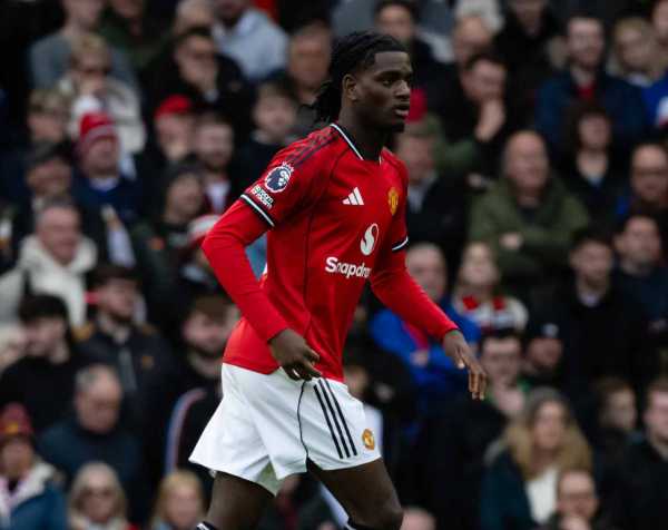 Heaven mindig tanul a korábbi középhátvédektől