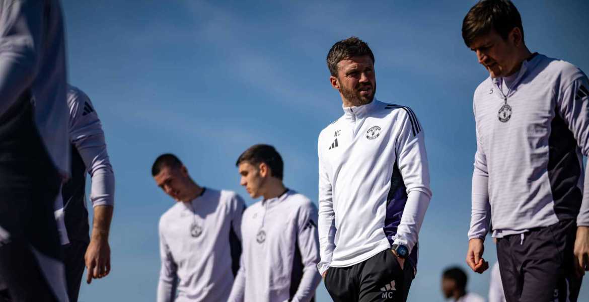 Hivatalos a United Dublinba utazó kerete