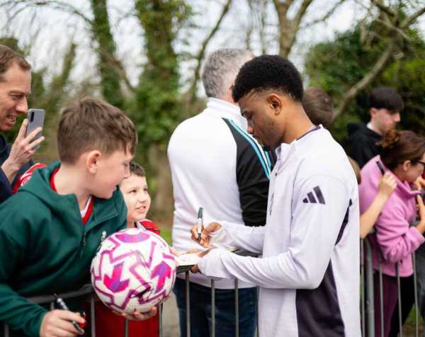 Sűrű volt a kedd Dublinban