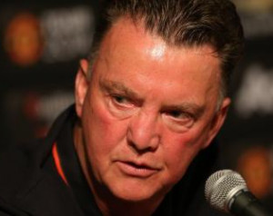 Van Gaal élvezte elsõ gyõzelmét a Uniteddel