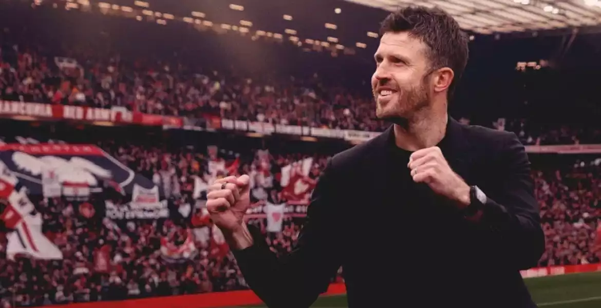 Hivatalos: Carrick a United kinevezett vezetőedzőjeként folytatja