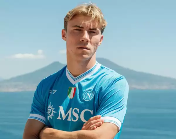 Hivatalos: Hojlund a Napolihoz igazolt
