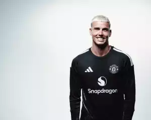 Hivatalos: Darlow a Unitedben folytatja