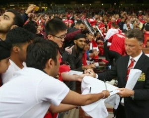 Van Gaal magabiztos a nyitány elõtt