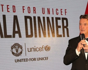 A United, a UNICEF-ért