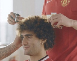 Mekkora Fellaini feje?