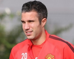 Van Persie játszhat a Swansea ellen