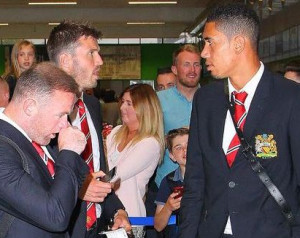 Van Gaal 18 fõs kerettel kelt útra