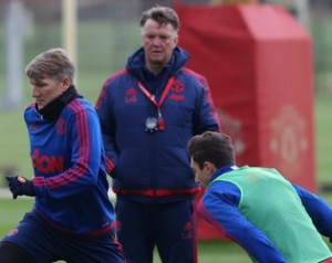 Van Gaal: Schweinsteiger inspirálhat minket