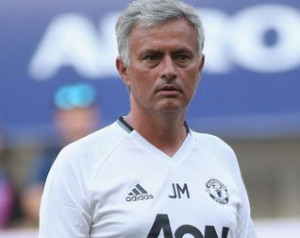 Mourinho visszaszólt a rivális menedzsereknek