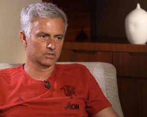 Mourinho: Gondolkodás nélkül aláírnék egy új szerzõdést