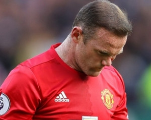 Rooney megsérült