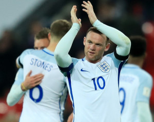 Rooney sérülés miatt visszatért a Unitedhez