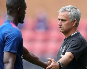 Bailly: Mourinho videókkal segített fejlõdni