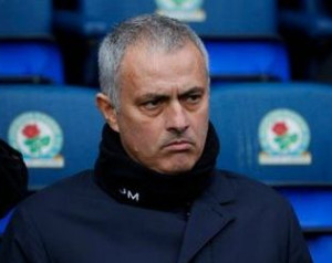 Mourinho: Young a meccs embere