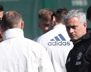 Mourinho: Túlóráznak a United játékosok a derbi elõtt