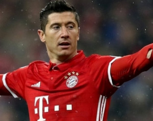 Lewandowski is célkeresztben?