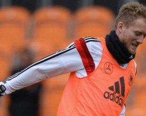 Schürrle: Rooney nem férne be a német válogatottba