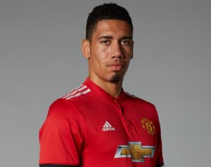 Smalling készen áll a Burnley-re