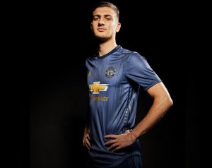 Hivatalos: Diogo Dalot a United játékosa