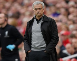 Mourinho: Győzelemért fogunk harcolni az Anfielden