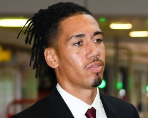 Hivatalos: Smalling egy évre a Roma játékosa lett