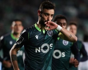 Bruno Fernandes karnyújtásnyira a Unitedtől - sajtóhírek