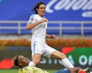 Cavani gólt szerzett hazája válogatottjában