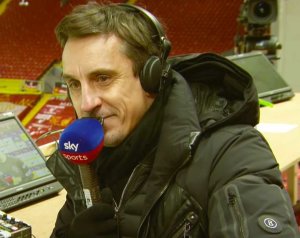 Neville: Lindelöf sokat fejlődhetne a Liverpoolban